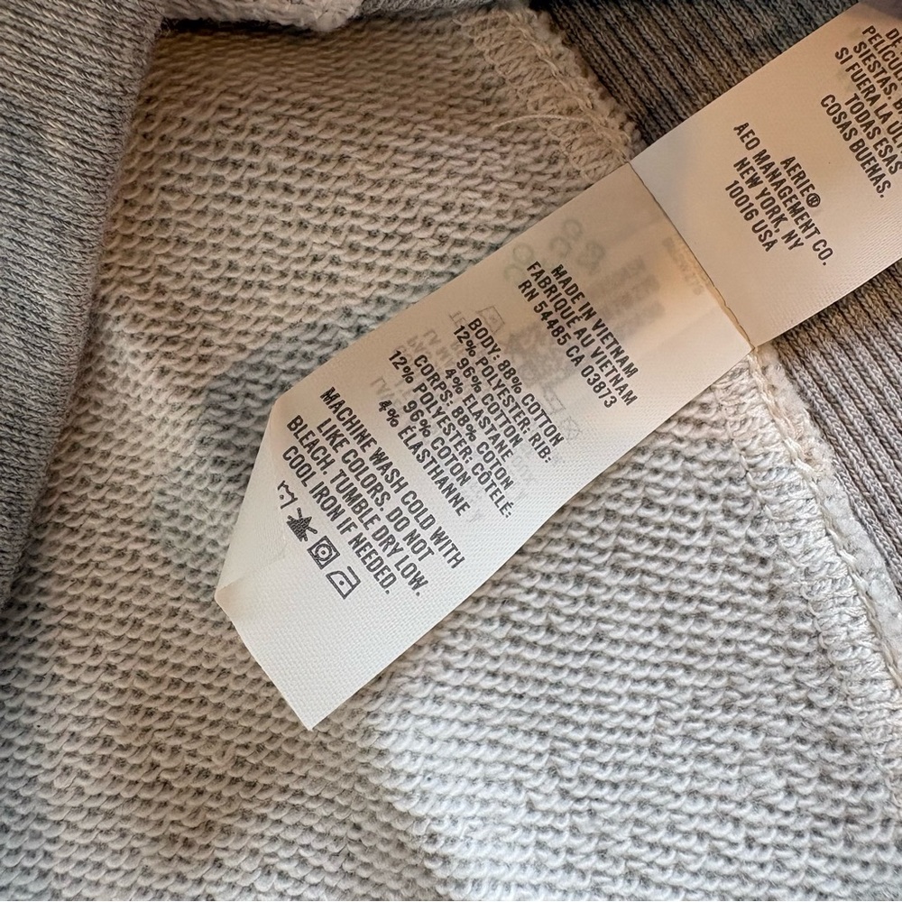 AERIE Seams Right Cropped Short Sleeve Sweatshirt Scoop Neck Grey Soft Size XL - Picture 7 of 7